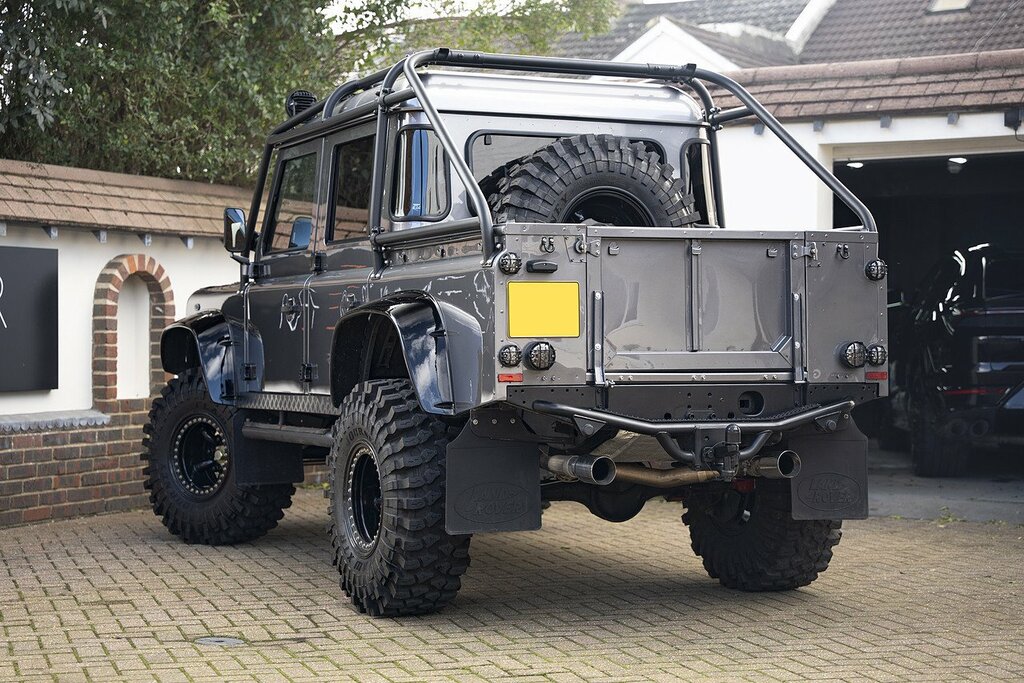 Land Rover Defender 110 Custom Double Cab Pickup EF07HFO Grey #5