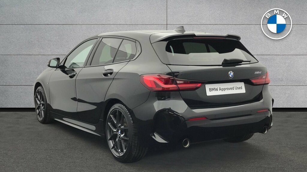 BMW 1 Series 118D M Sport YG71SUH Black #2