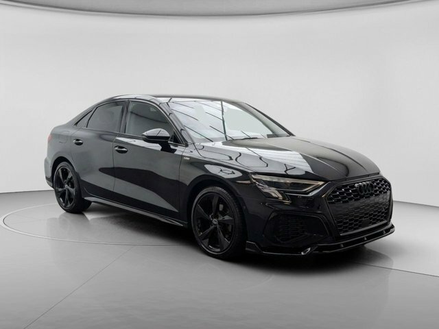 Audi A3 Tfsi 35 S Line Black
