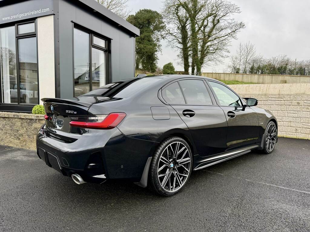 BMW 3 Series 330E M Sport Step FP72OHD Black #5