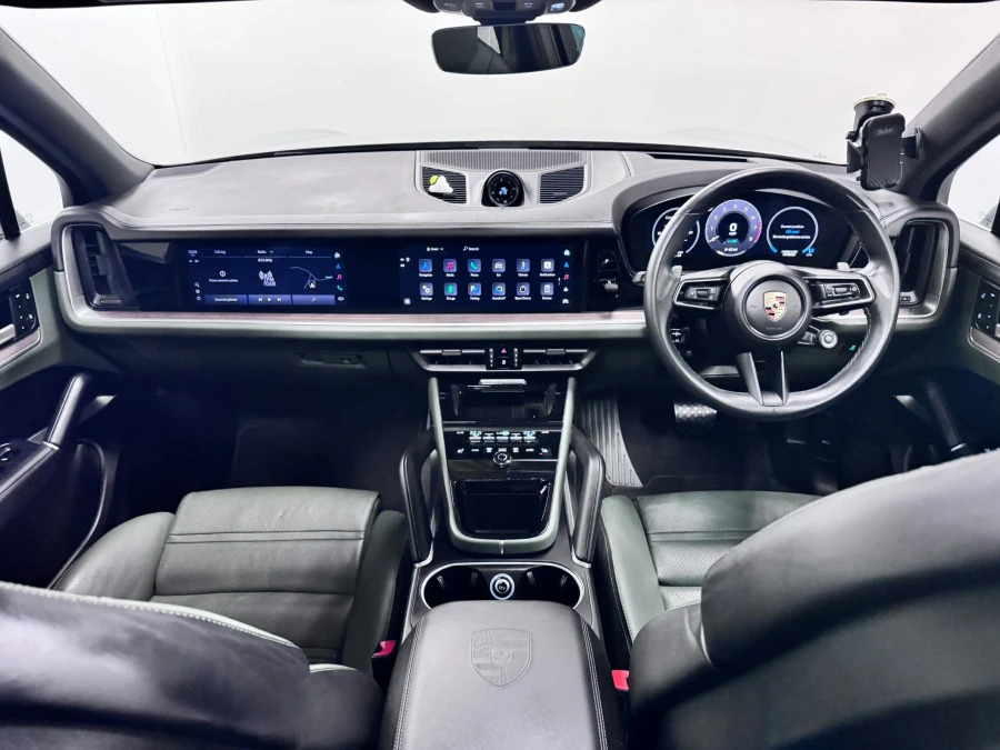 Porsche Cayenne 3.0 V6 E-hybrid 25.9Kwh Suv Plug-in Hyb RK73AUU Silver #2