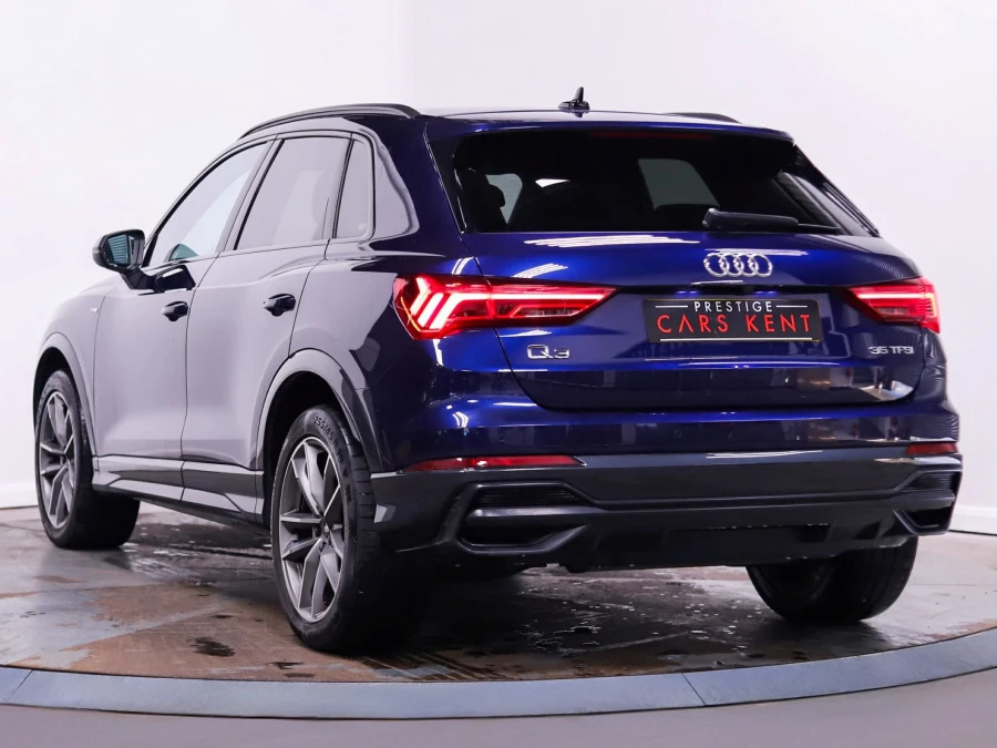 Audi Q3 1.5 Tfsi Cod 35 Black Edition Suv S Tro BK22NWS Blue #3