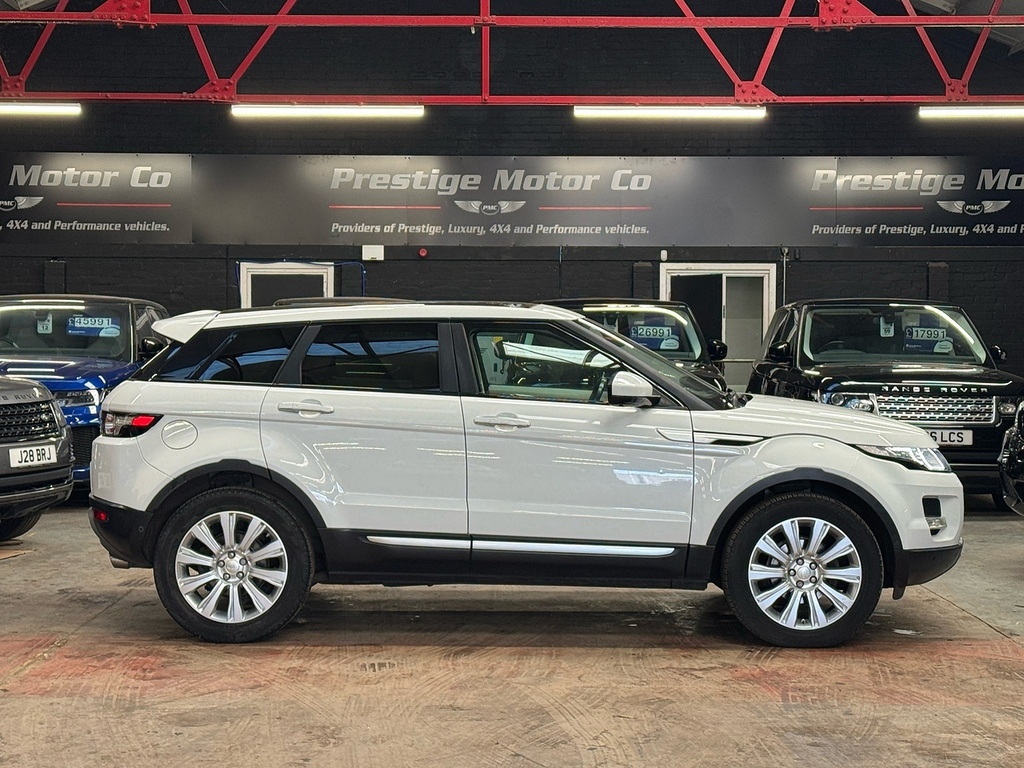 Land Rover Range Rover Evoque Sd4 Prestige Lux OY64FWV White #3