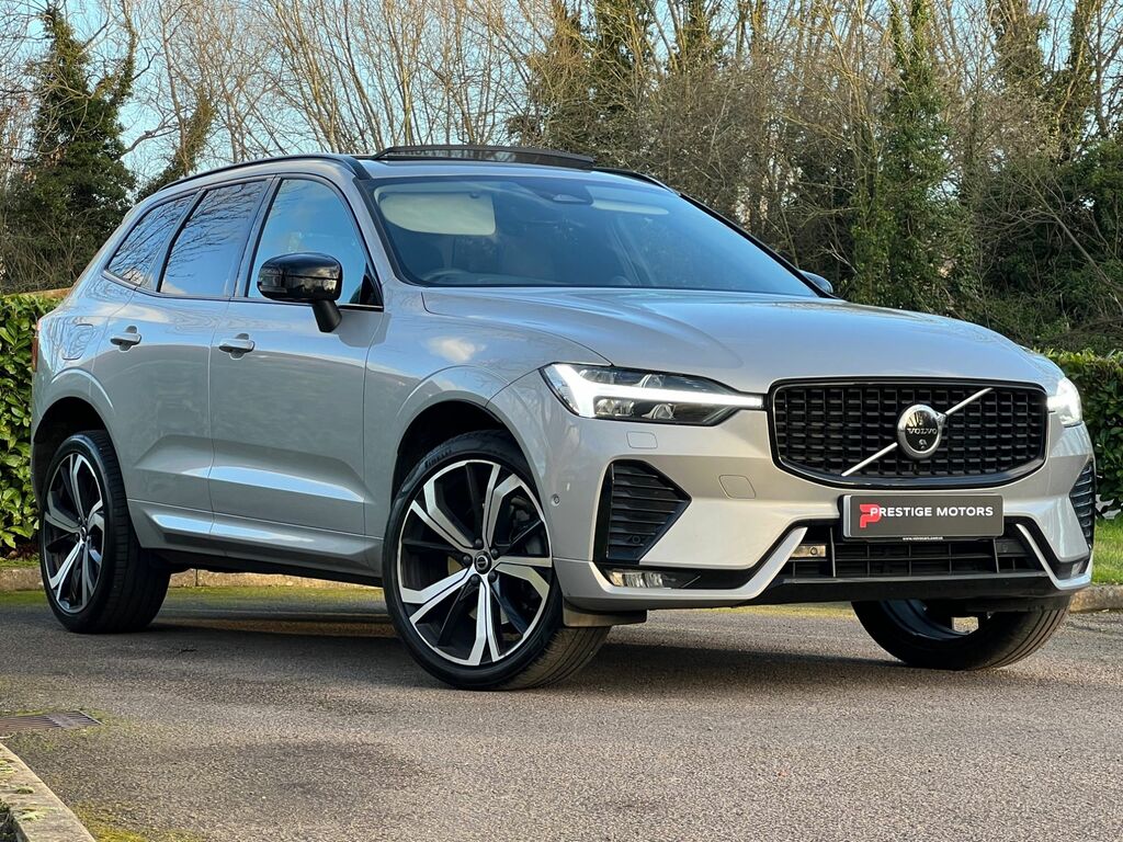 Volvo XC60 2023 2.0 B5 Mhev Momentum Suv Hybrid Au