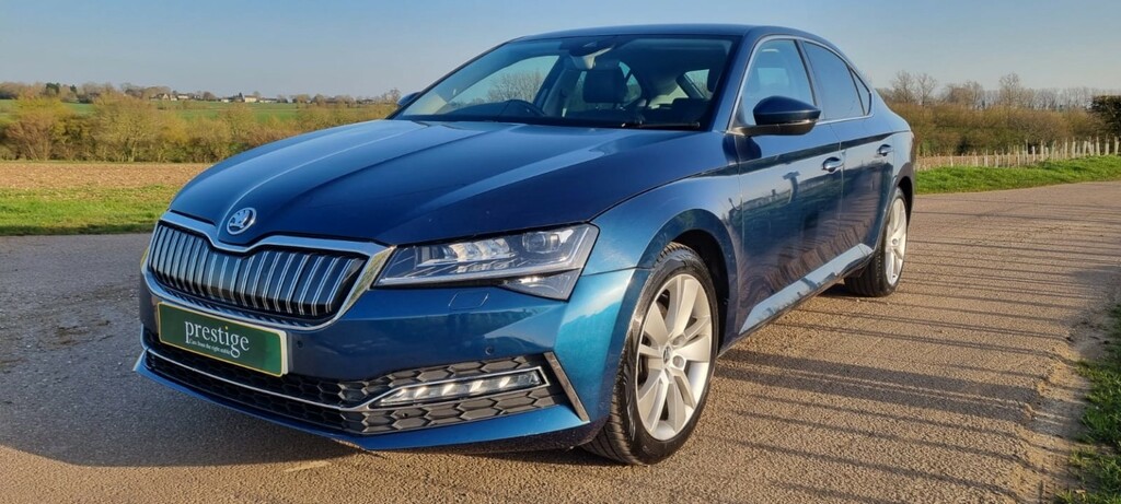Skoda Superb Hatchback 1.4 Tsi Iv 13Kwh Se L 2021 Blue