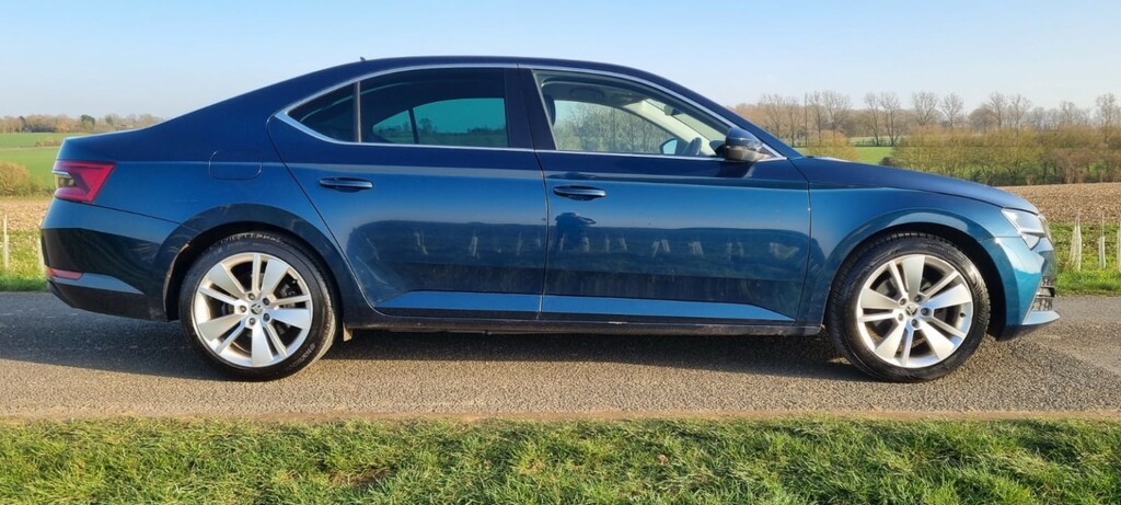 Skoda Superb Hatchback 1.4 Tsi Iv 13Kwh Se L 2021 OY21LNW Blue #5