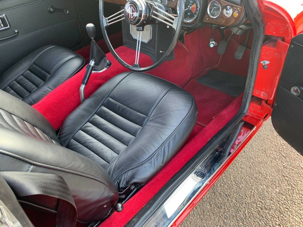 MG MGC Coupe 1969 Red #5