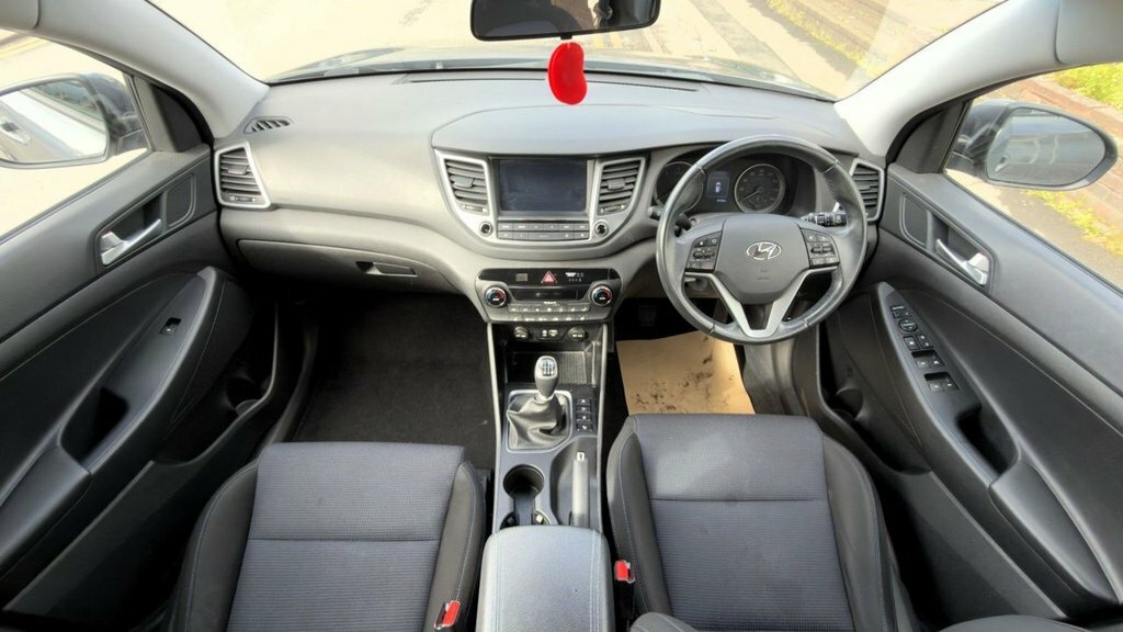 Hyundai Tucson 1.7L Se Nav Grey #2