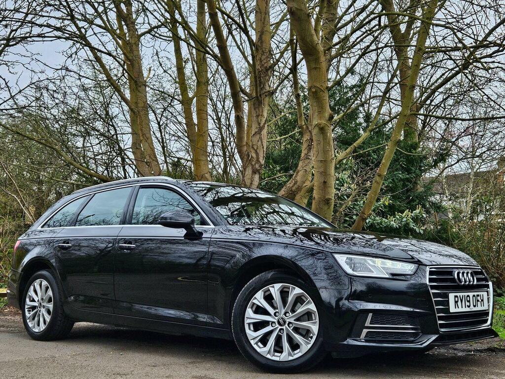 Audi A4 Avant Estate 2.0 Tdi 35 Se S Tronic Euro 6 Ss 20 Black
