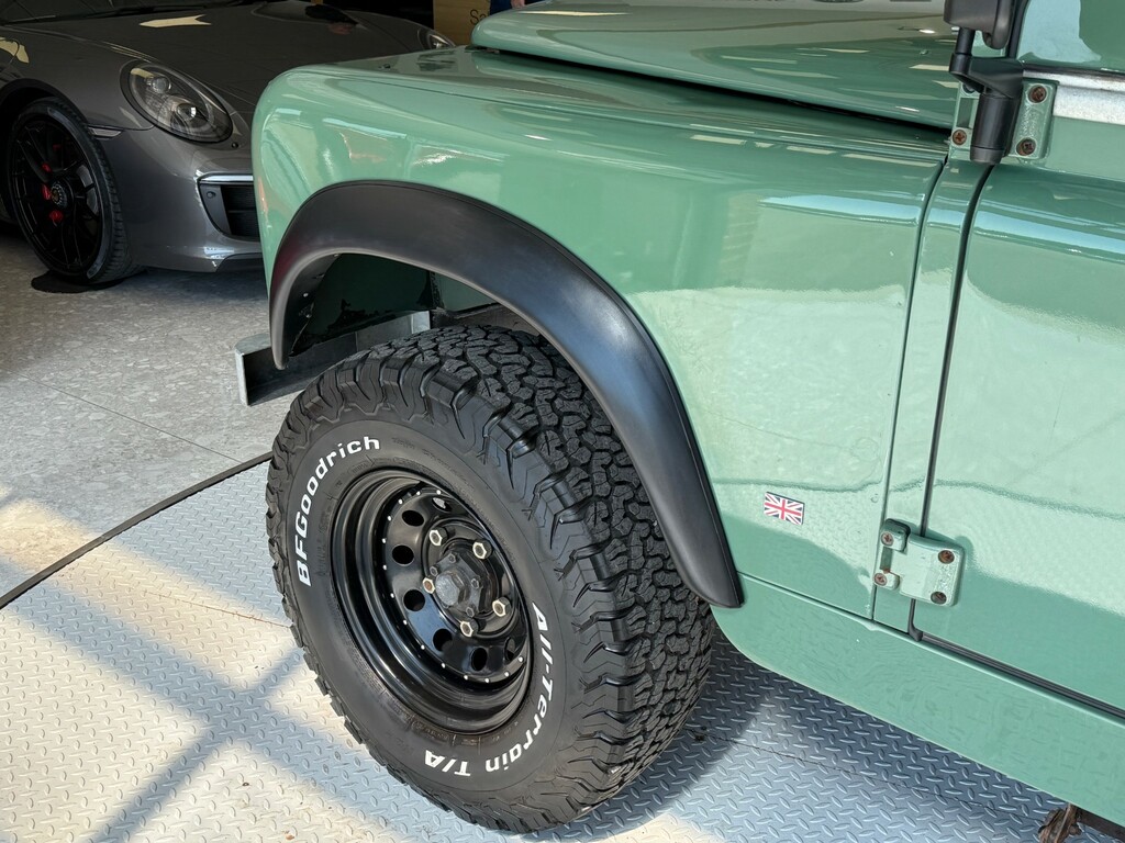 Land Rover Defender 90 90 Hard Top Blue #9