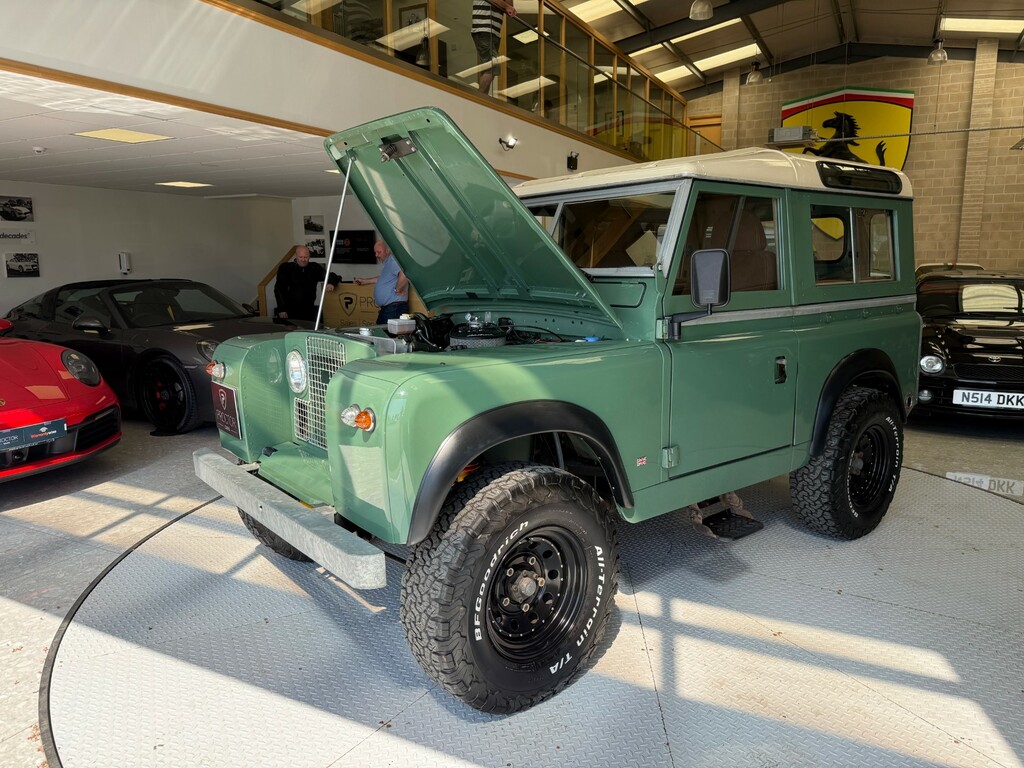 Land Rover Defender 90 90 Hard Top Blue #15