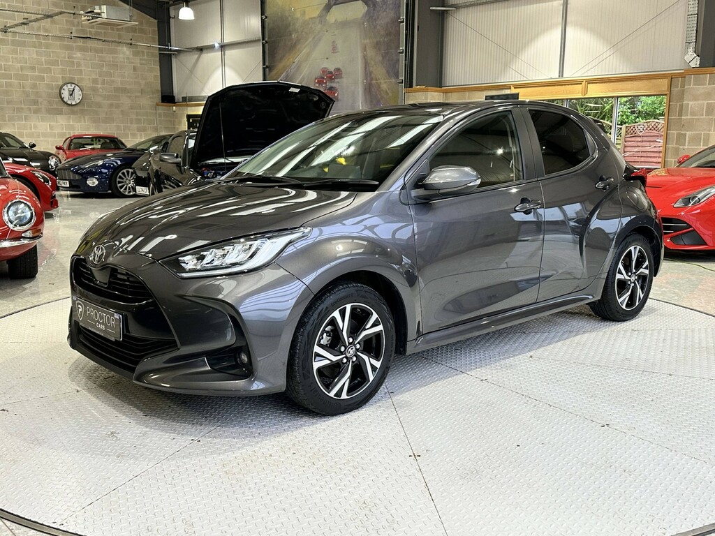 Toyota Yaris 1.5 Vvt-h Design E-cvt Euro 6 Ss