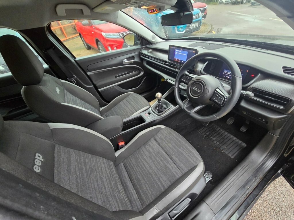 Jeep Avenger 1.2L Longitude NV25ENR Black #4