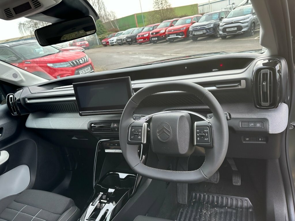 Citroen C3 Aircross Suv YT75HRU Green #2