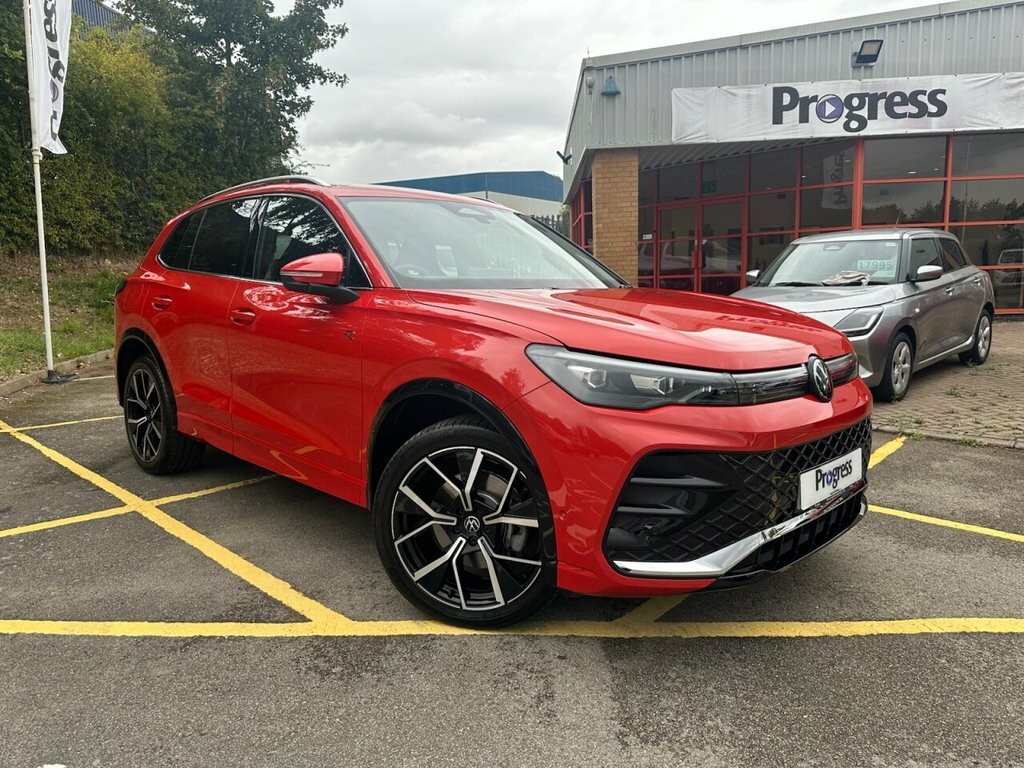 Volkswagen Tiguan 1.5L R-line Red