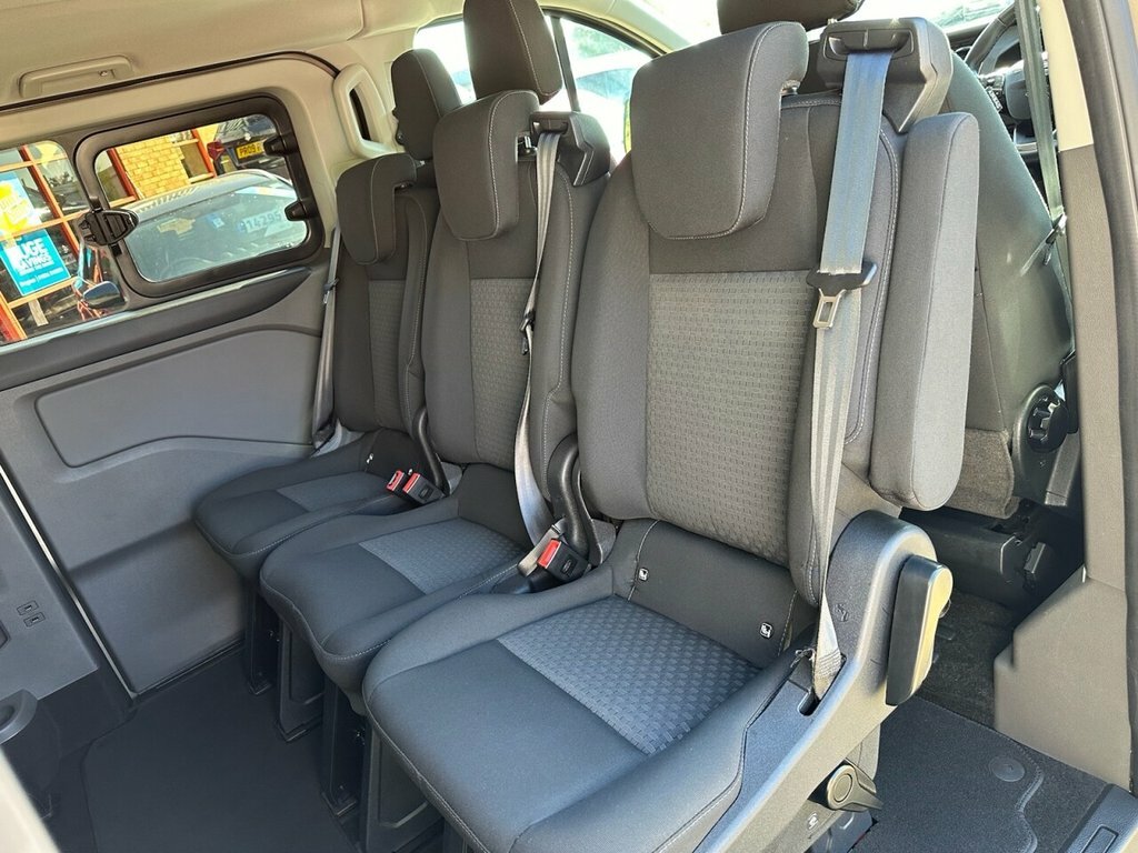 Ford Tourneo Custom Mpv YO22BWJ Silver #4