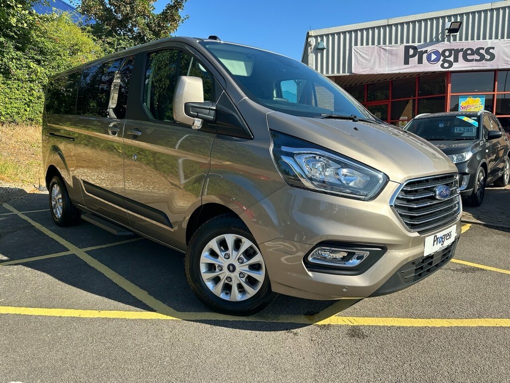 Ford Tourneo Custom Mpv Silver