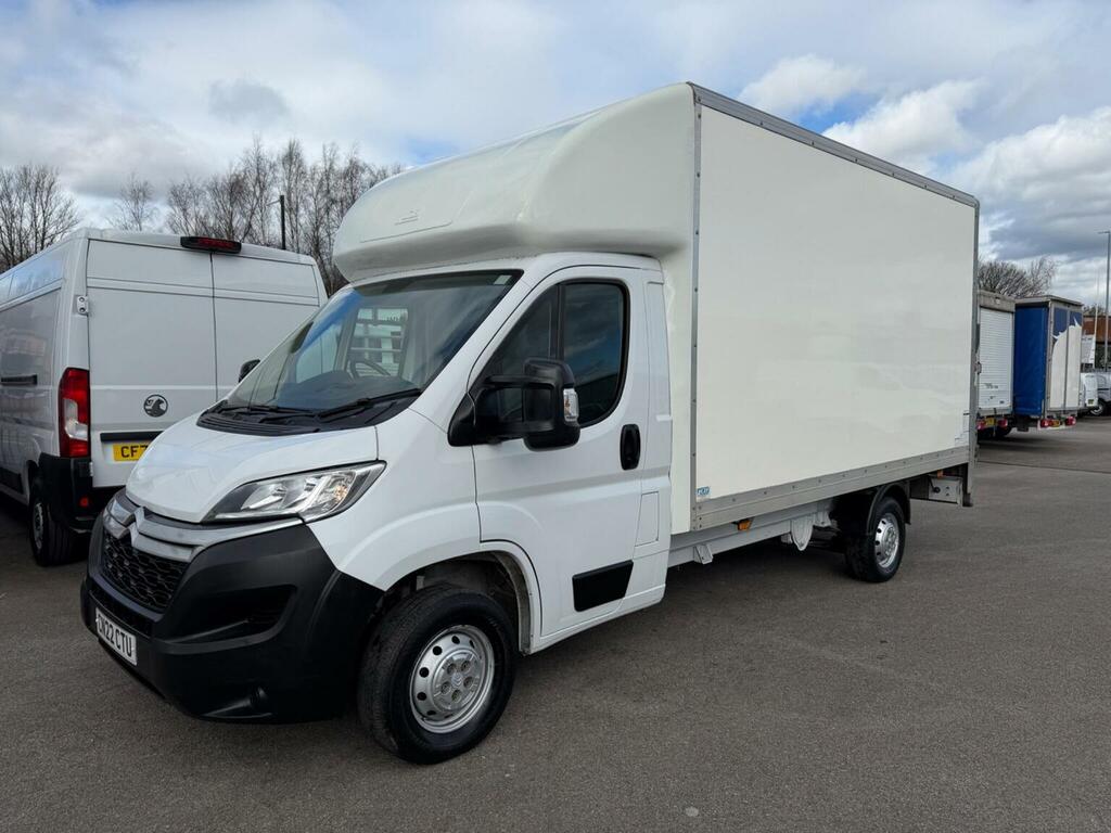 Citroen Relay Luton 2.2 Bluehdi 35 140Ps Ready To Run Luton 202 White