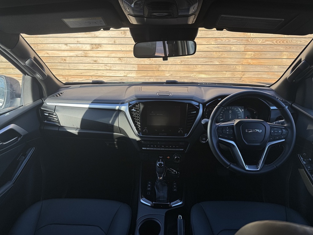 Isuzu D-Max Dl40 Dcb AY25UUX Silver #2
