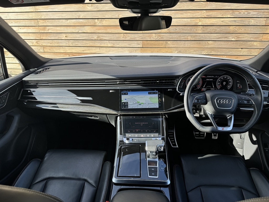 Audi Q7 202373 Tdi V6 Black Edition 7 Seater Tow Bar KN73XYP White #2