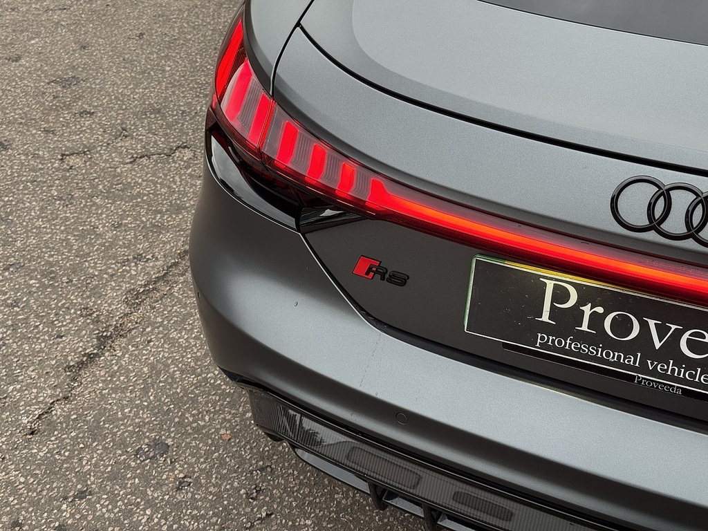 Audi Rs E-Tron Gt Carbon Vorsprung 440,00 Kw Black #30