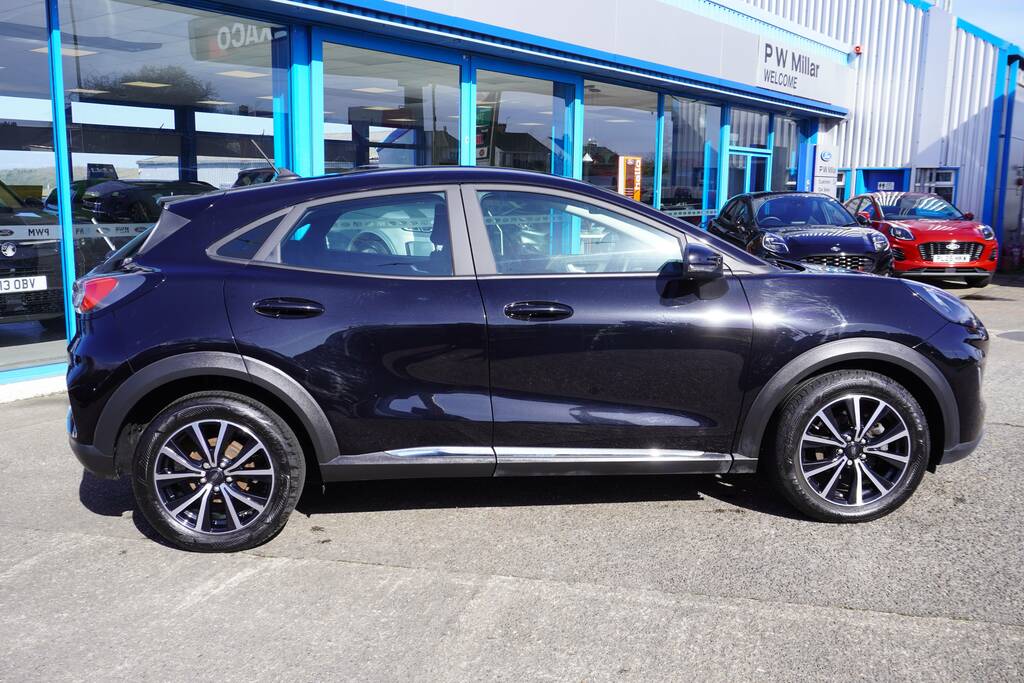 Ford Puma 1.0T Ecoboost Mhev Titanium Euro 6 Ss 5Dr, With Black