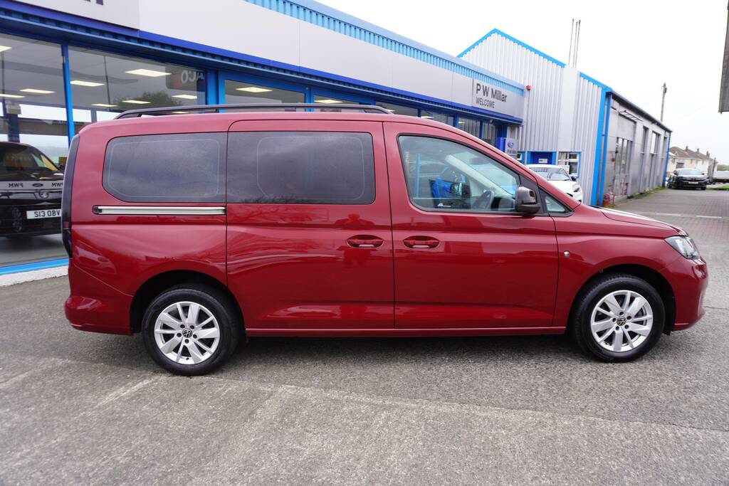 Volkswagen Caddy Maxi Life 2.0 Tdi Life Euro 6 Ss 5Dr, 7 Seats SG73XNX Red #2