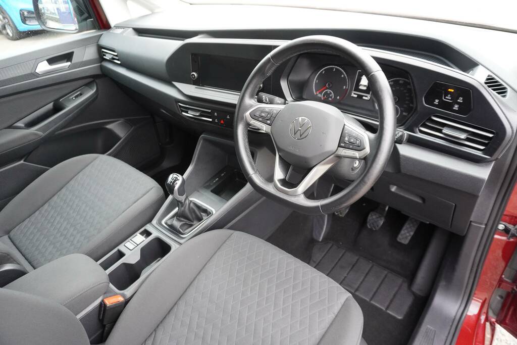 Volkswagen Caddy Maxi Life 2.0 Tdi Life Euro 6 Ss 5Dr, 7 Seats SG73XNX Red #4
