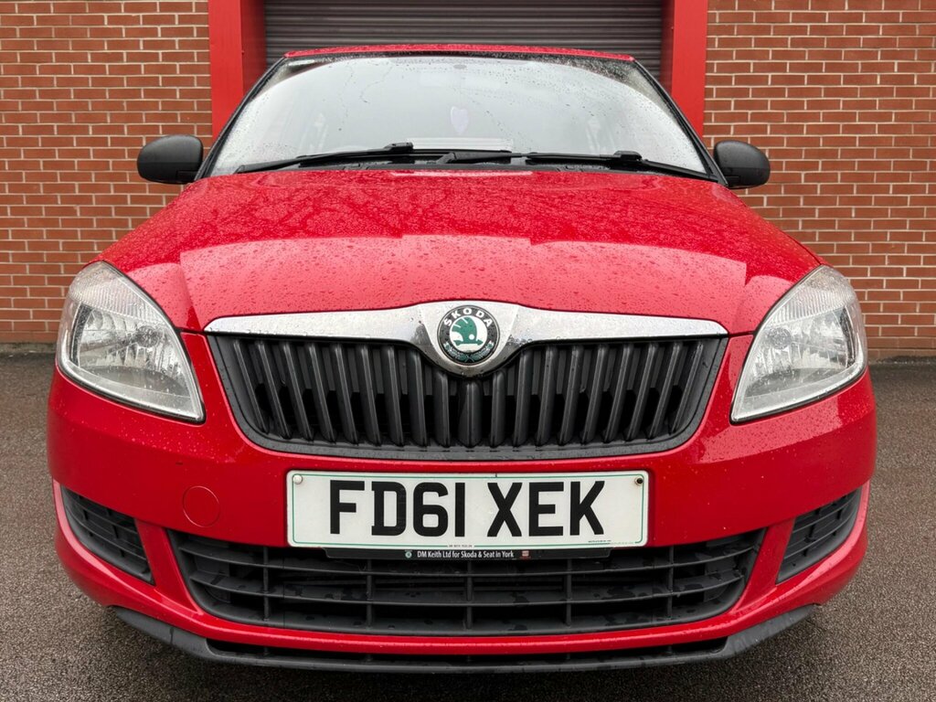 Skoda Fabia 1.6 Tdi S Euro 5 Red #3