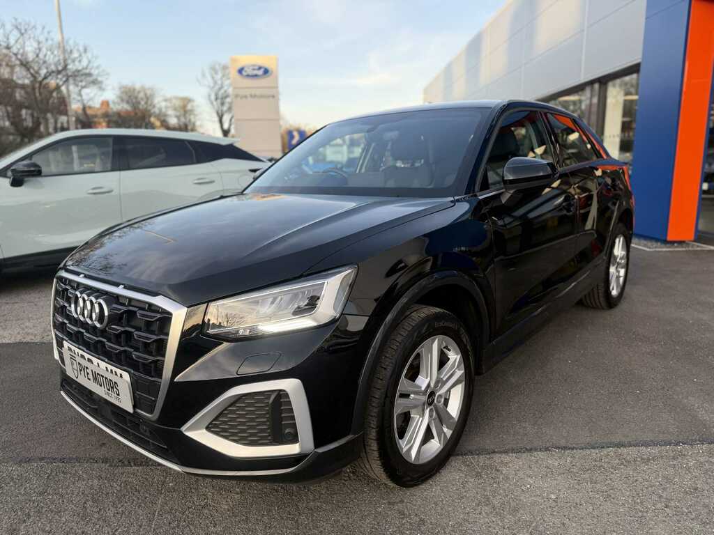 Audi Q2 1.5 Tfsi Cod 35 Sport Suv S Tronic Euro PN23LMM Black #4