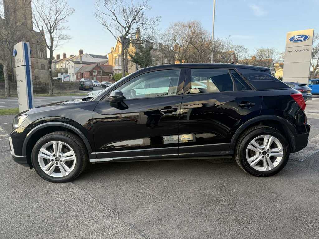 Audi Q2 1.5 Tfsi Cod 35 Sport Suv S Tronic Euro PN23LMM Black #5