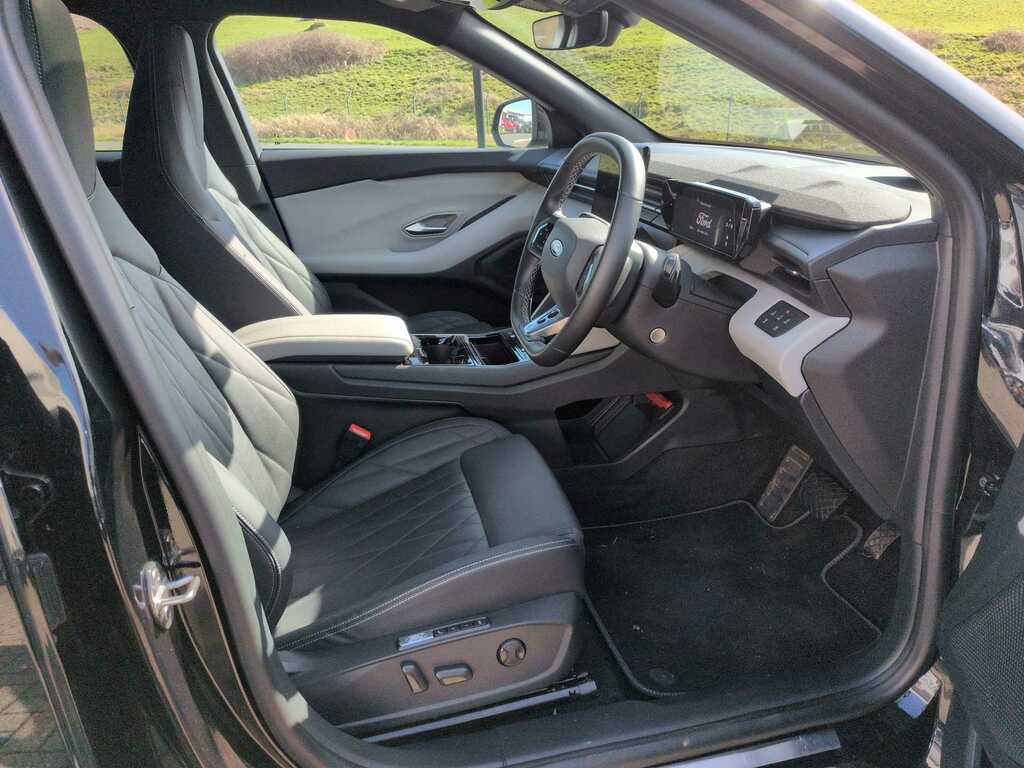 Ford Capri Extended Range 77Kwh Premium Suv PJ74HHD Black #5