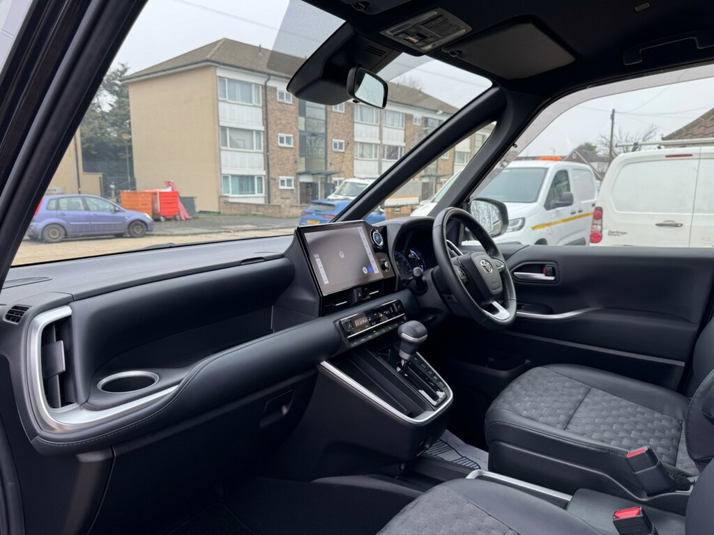 Toyota Voxy 2007 Registered. Imported In 2022 Silver #17