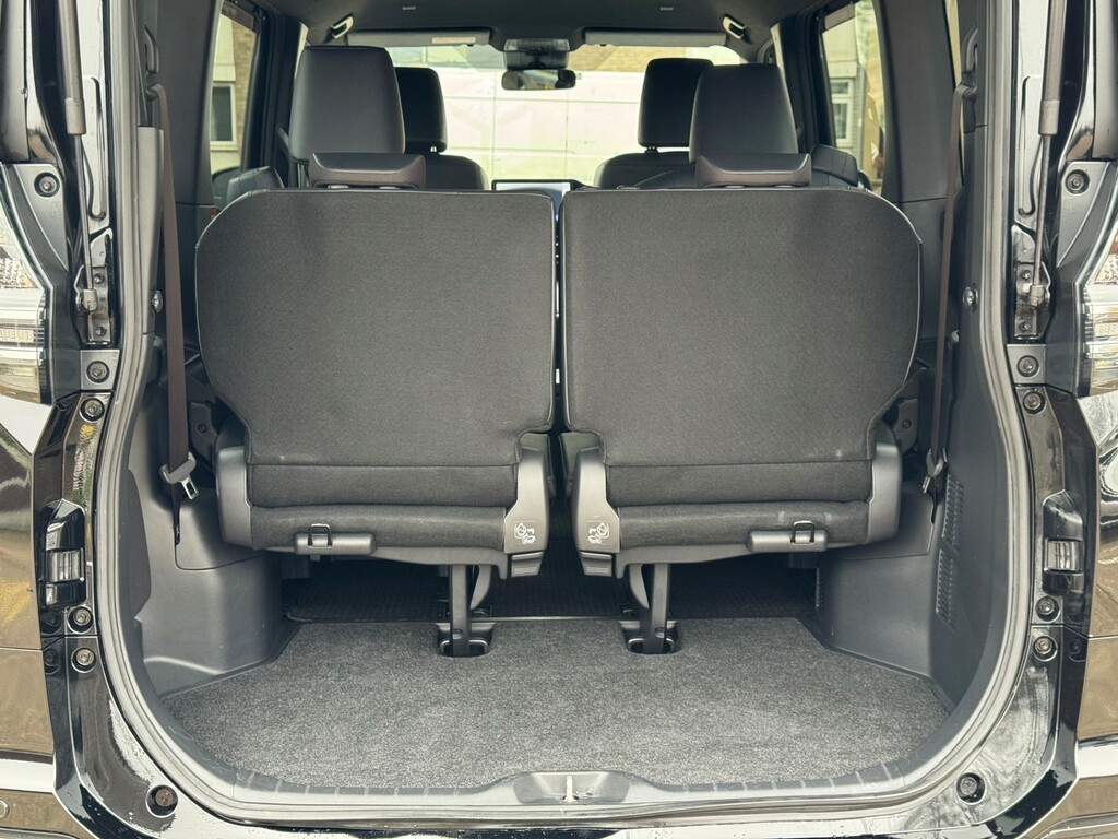 Toyota Voxy 2007 Registered. Imported In 2022 Silver #61