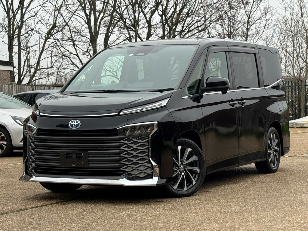 Toyota Voxy 2007 Registered. Imported In 2022 Silver #68