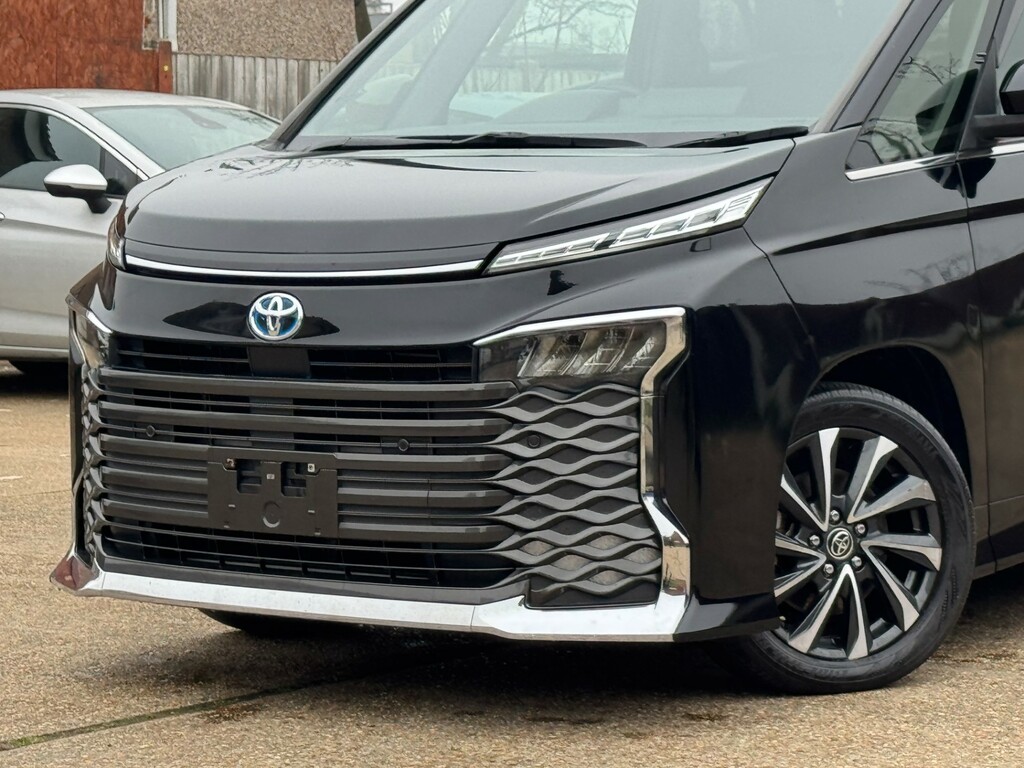 Toyota Voxy 2007 Registered. Imported In 2022 Silver #69
