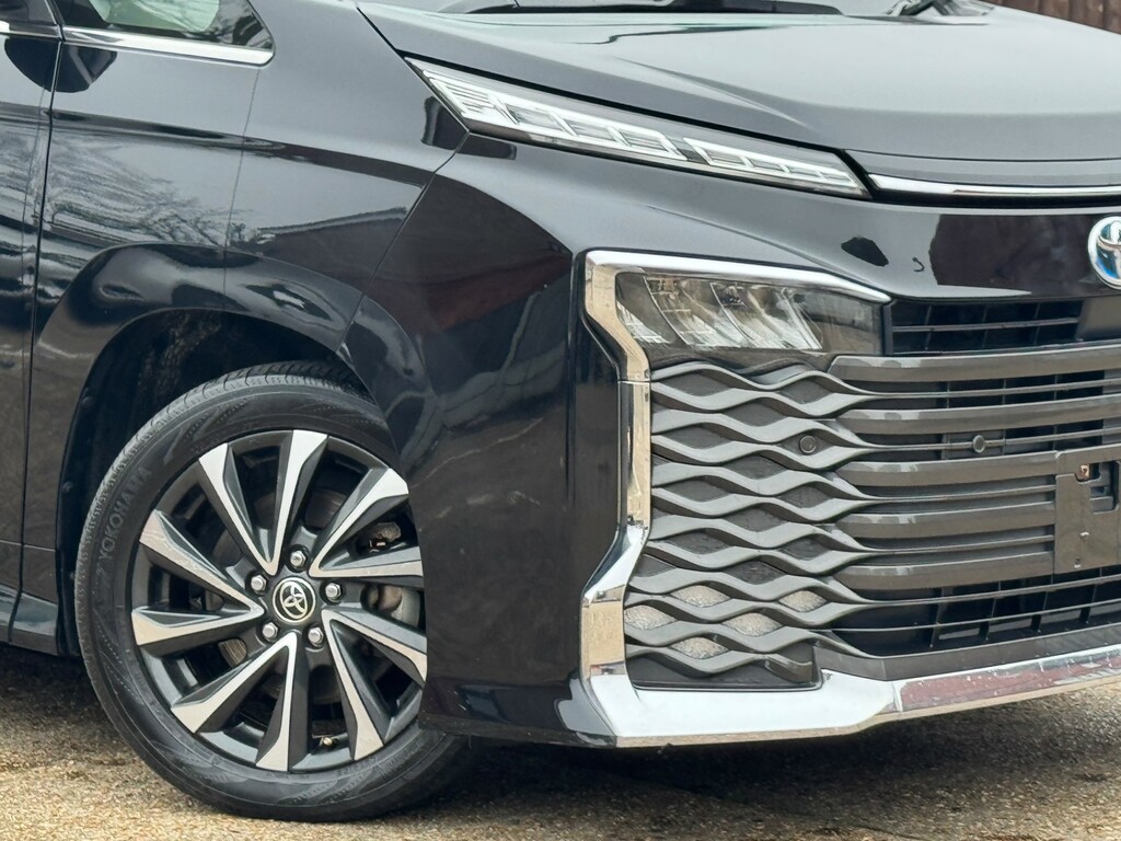 Toyota Voxy 2007 Registered. Imported In 2022 Silver #73