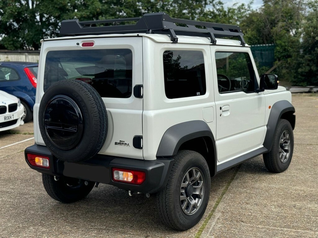 Suzuki Jimny Suzuki Jimny Sierra 4Wd 1.5L 4 Seater QA25QJY White #5