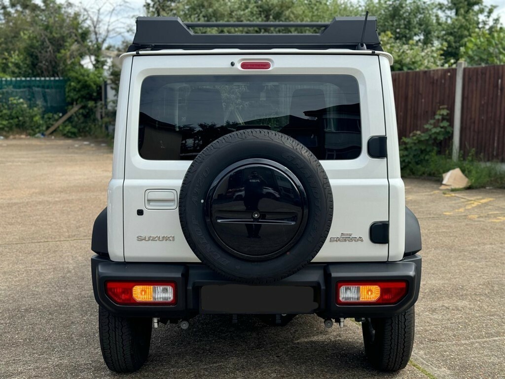 Suzuki Jimny Suzuki Jimny Sierra 4Wd 1.5L 4 Seater QA25QJY White #4