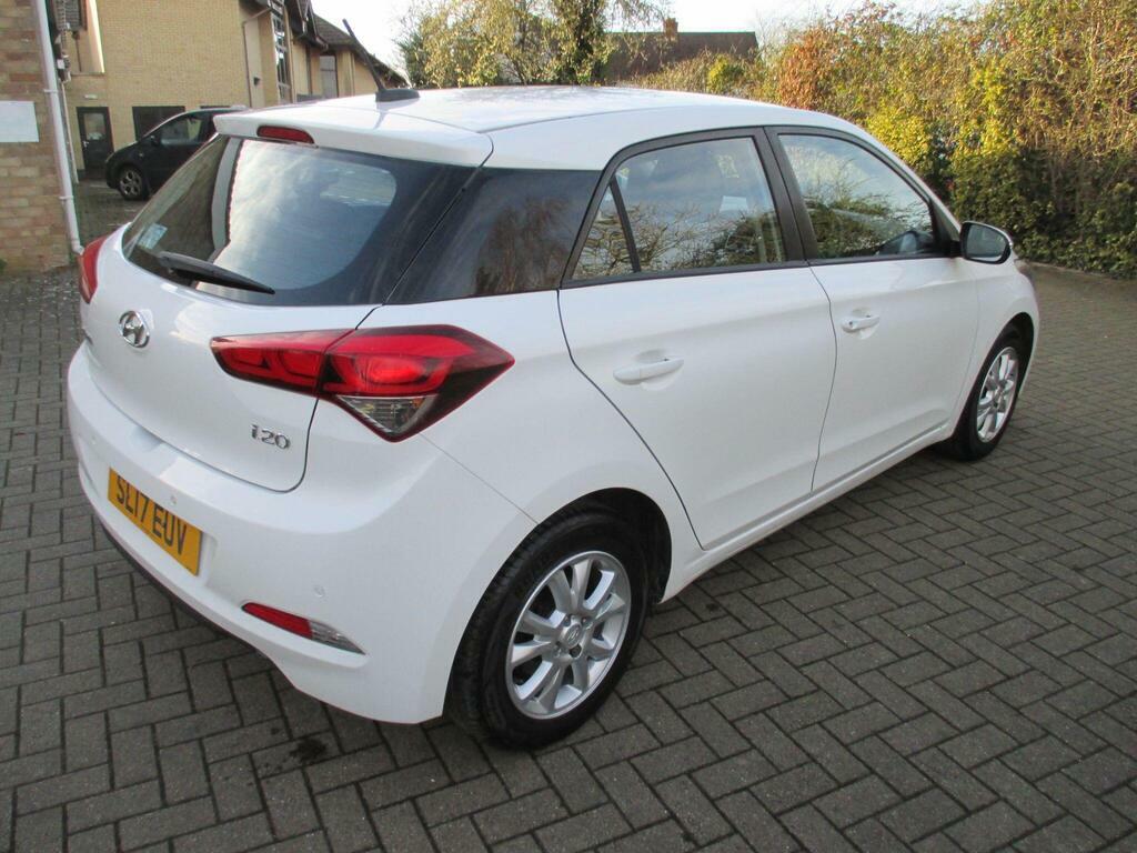 Hyundai I20 1.2 Se Euro 6 SL17EUV White #5