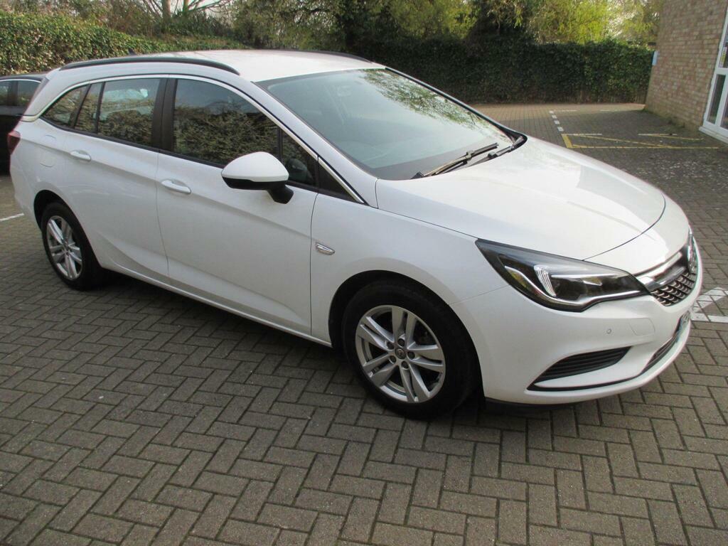 Vauxhall Astra 1.0I Turbo Ecotec Tech Line Nav Sports Tourer Euro White