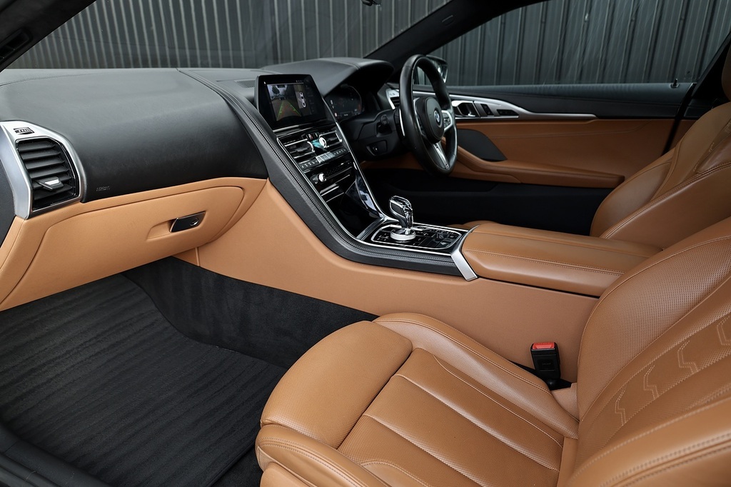 BMW 8 Series 840D Xdrive White #3