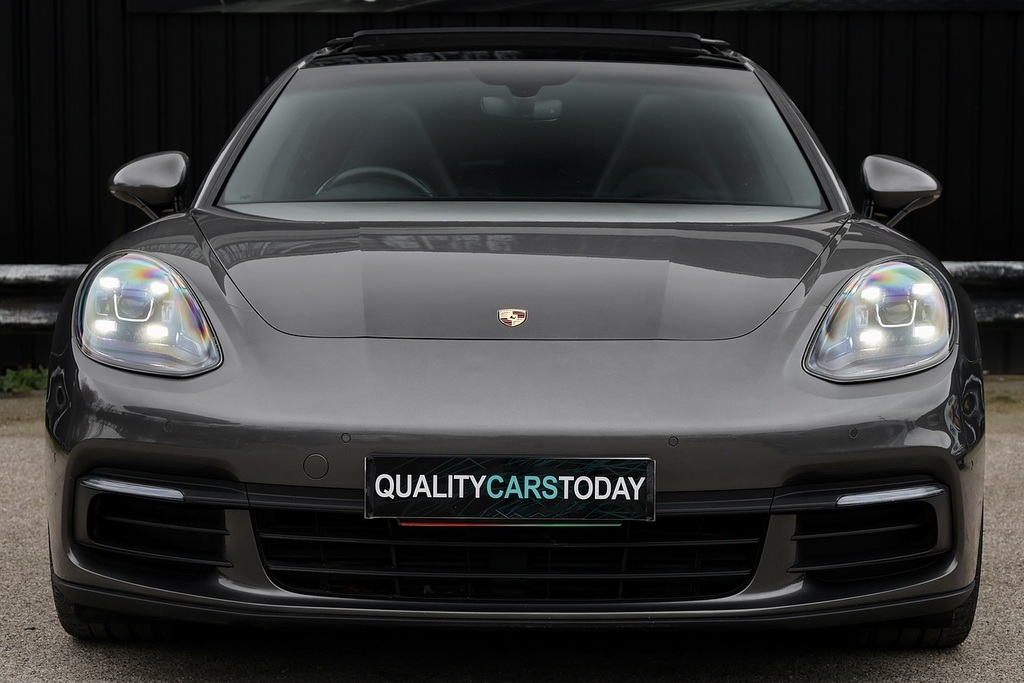 Porsche Panamera Panamera 4 Sport Turismo Grey #4