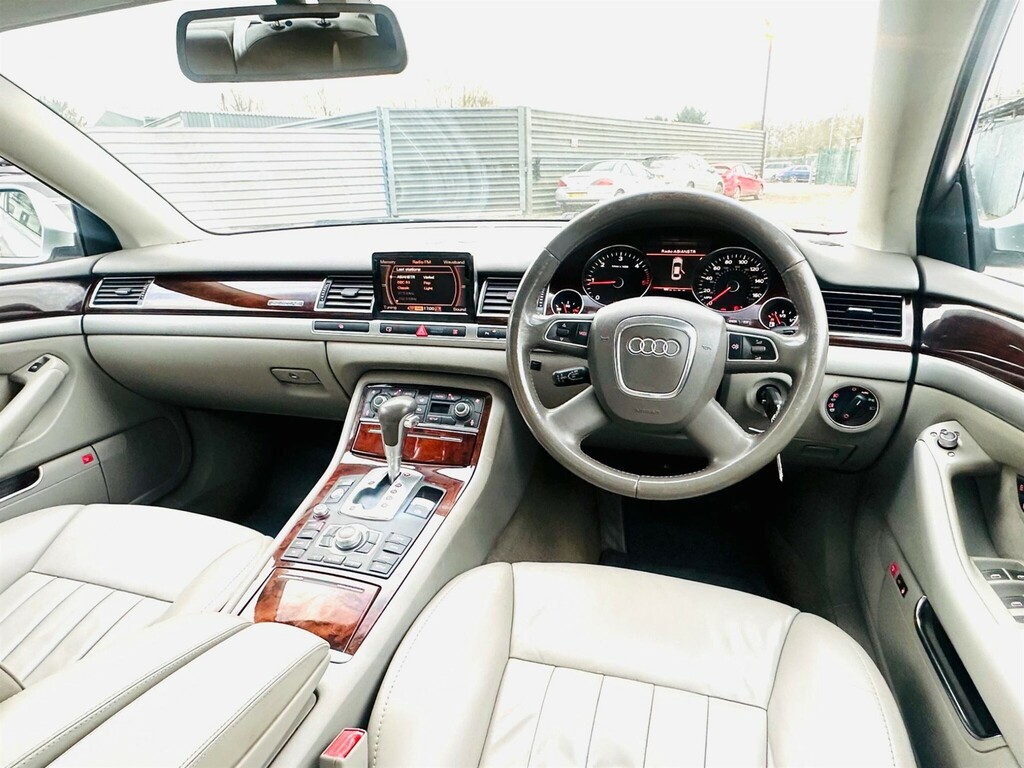 Audi A8 3.0 Tdi Se Quattro Silver #3