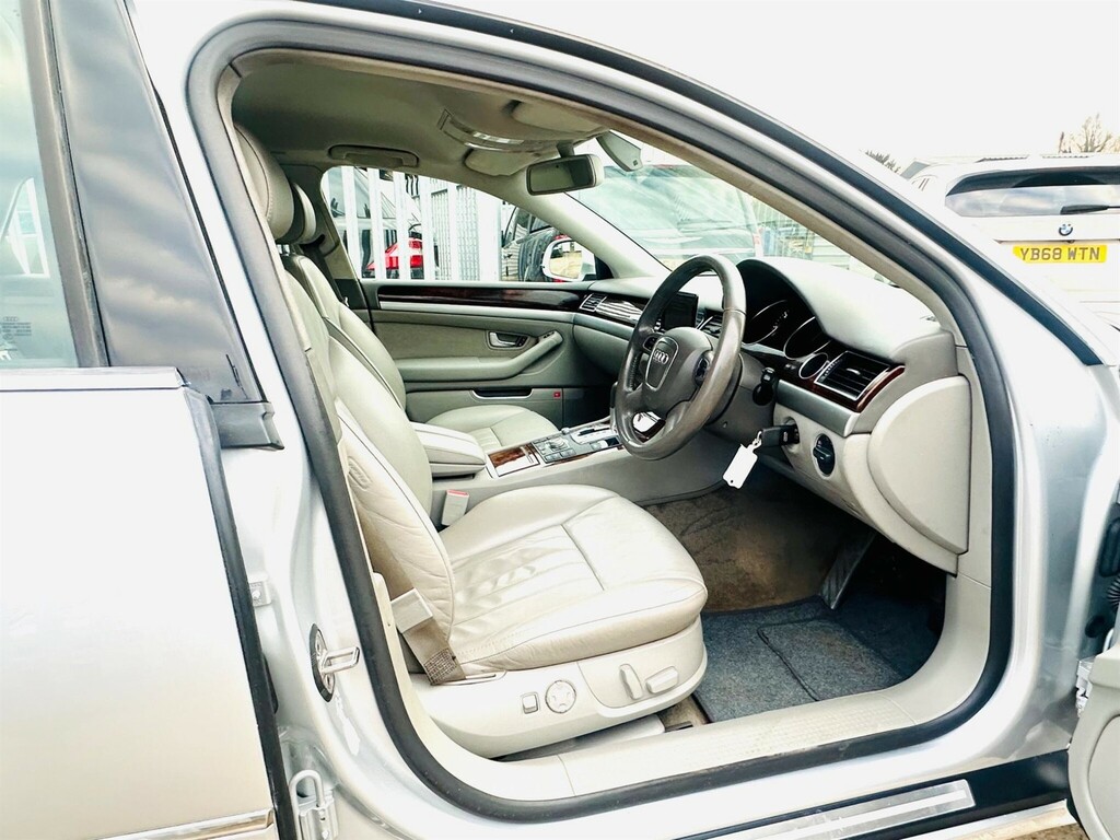 Audi A8 3.0 Tdi Se Quattro Silver #2