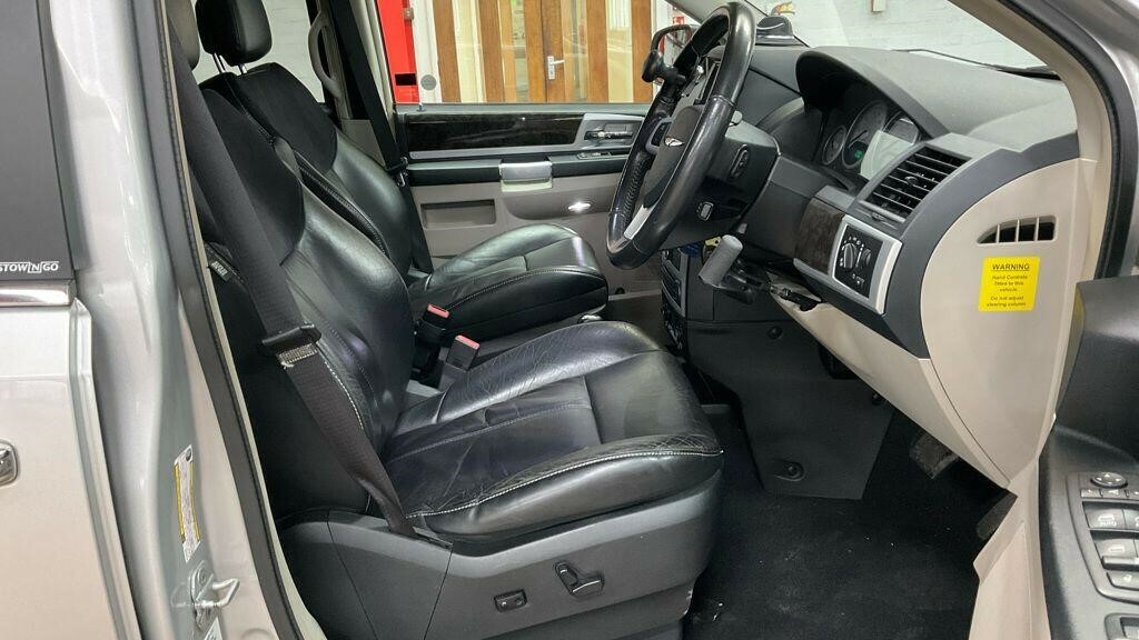 Chrysler Grand Voyager 2.8 Crd Limited Euro 4 Silver