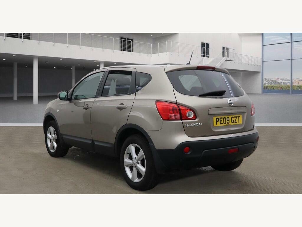 Nissan Qashqai 1.6 Tekna 2Wd  #3