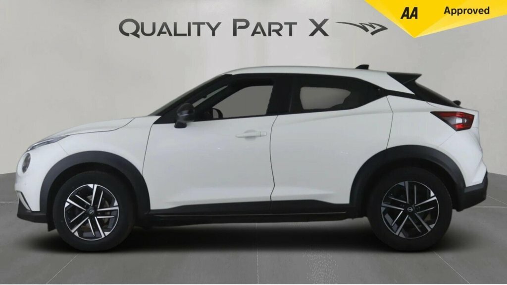 Nissan Juke Suv AK24KZD White #4