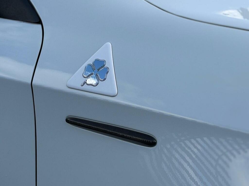 Alfa Romeo Giulietta 1750 Tbi Cloverleaf Euro 5 201161 White #5