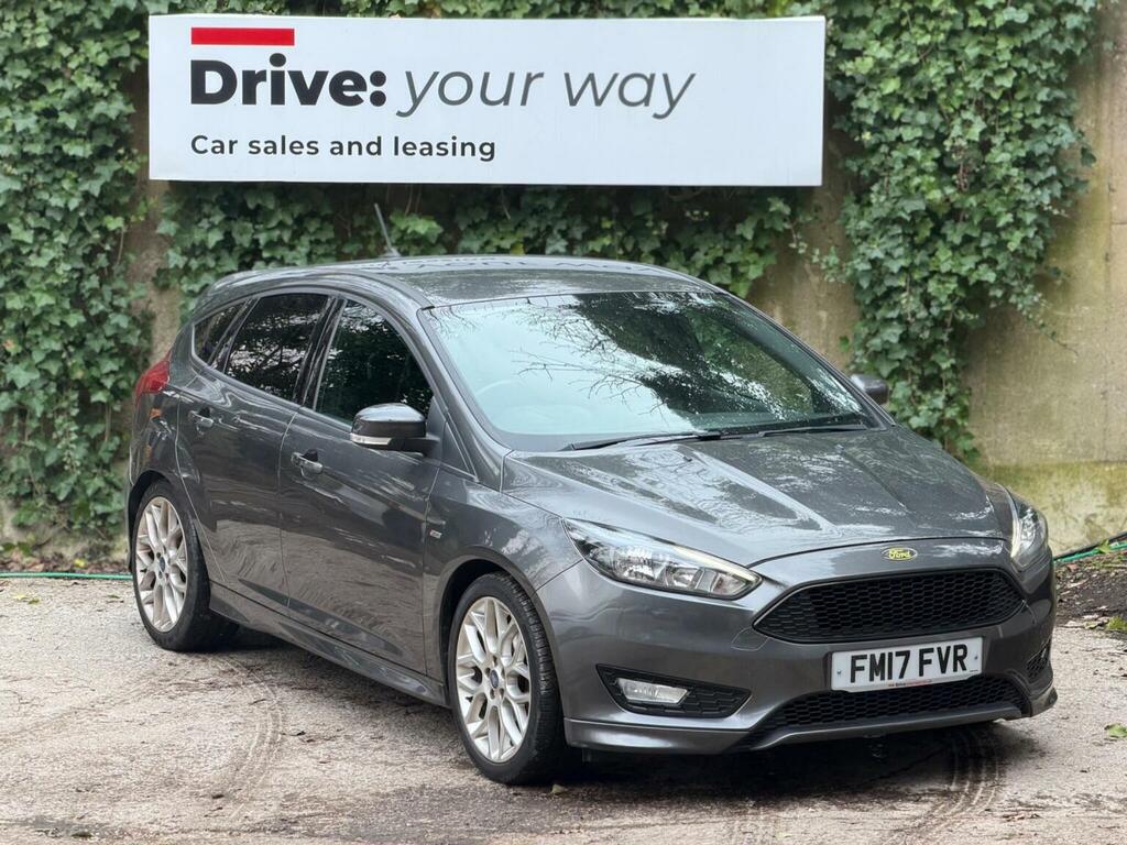 Ford Focus Hatchback 1.0T Ecoboost St-line Euro 6 Ss Grey